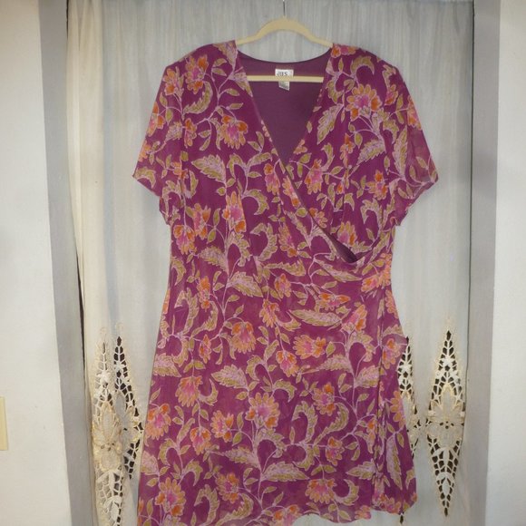 J.B.S. Dresses & Skirts - JBS LTD Side Ruffle Floral V Neck Short Sleeve shear Dress Sz 30W
